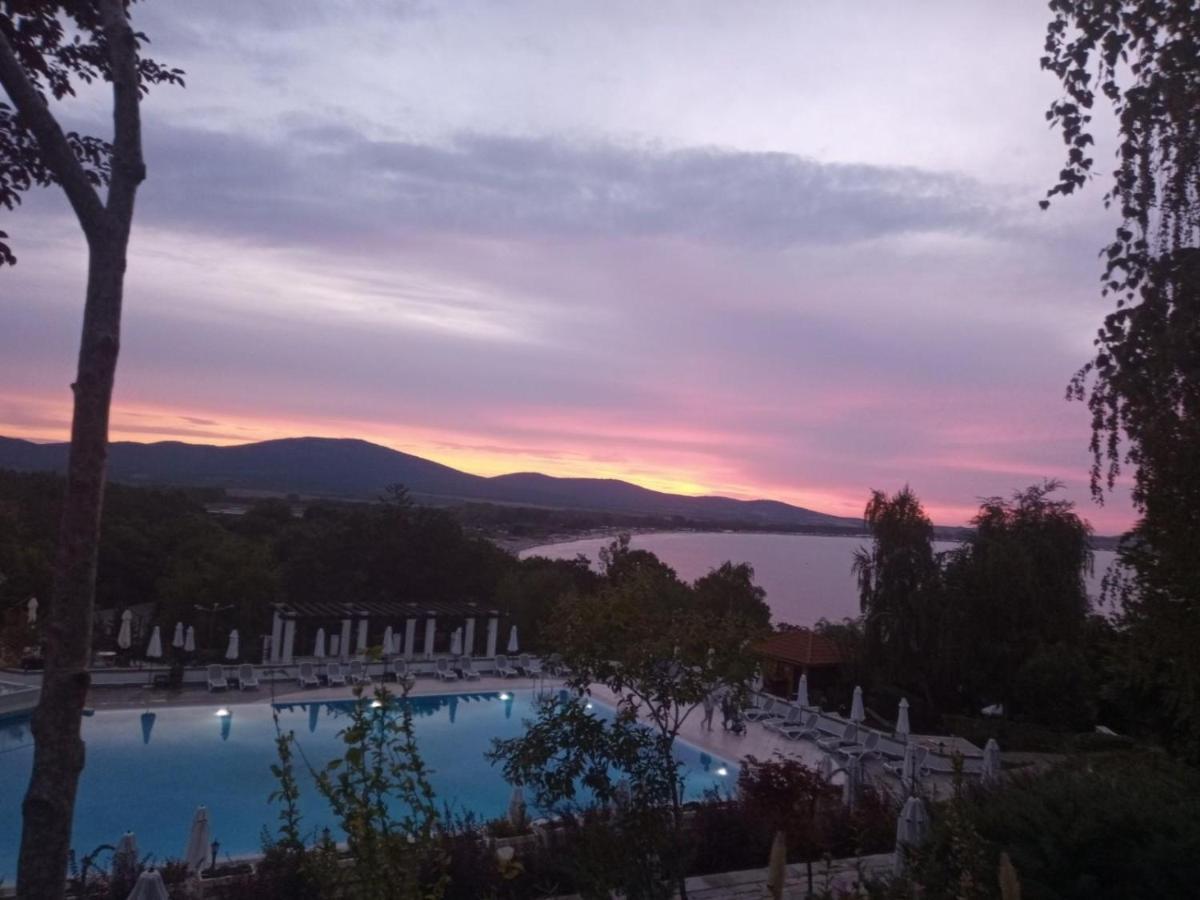 Private Holiday Flat By Seaside - Santa Marina- סוזופול מראה חיצוני תמונה
