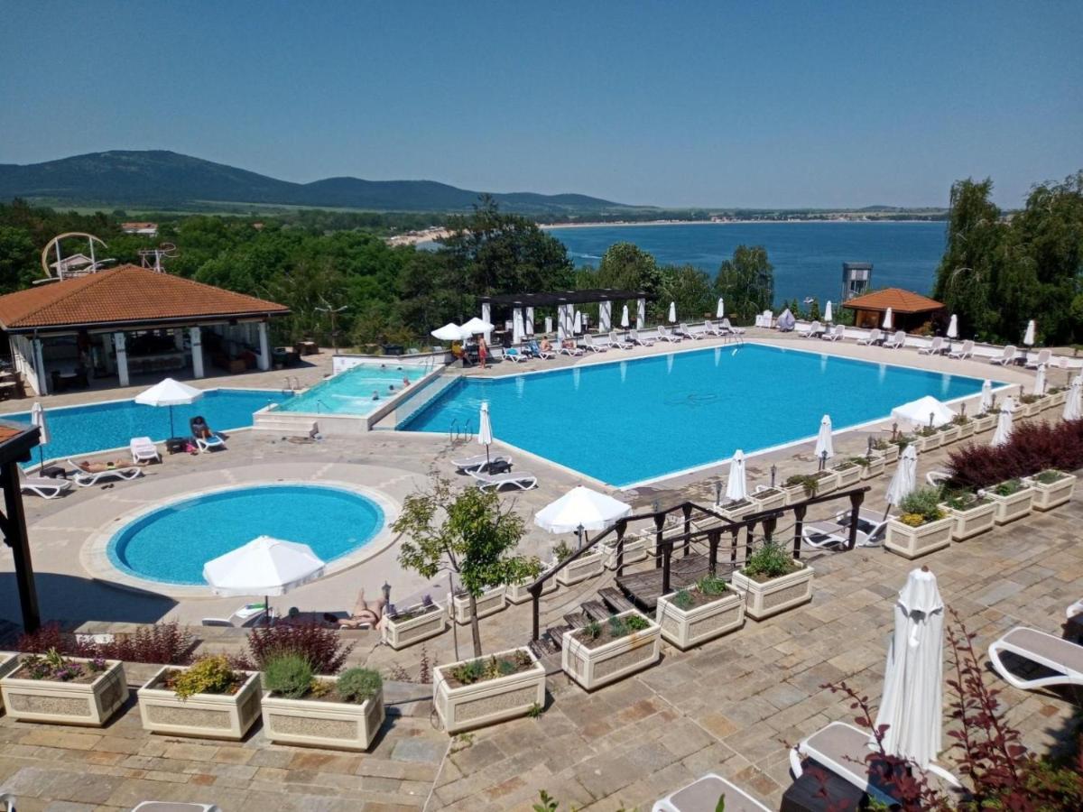 Private Holiday Flat By Seaside - Santa Marina- סוזופול מראה חיצוני תמונה
